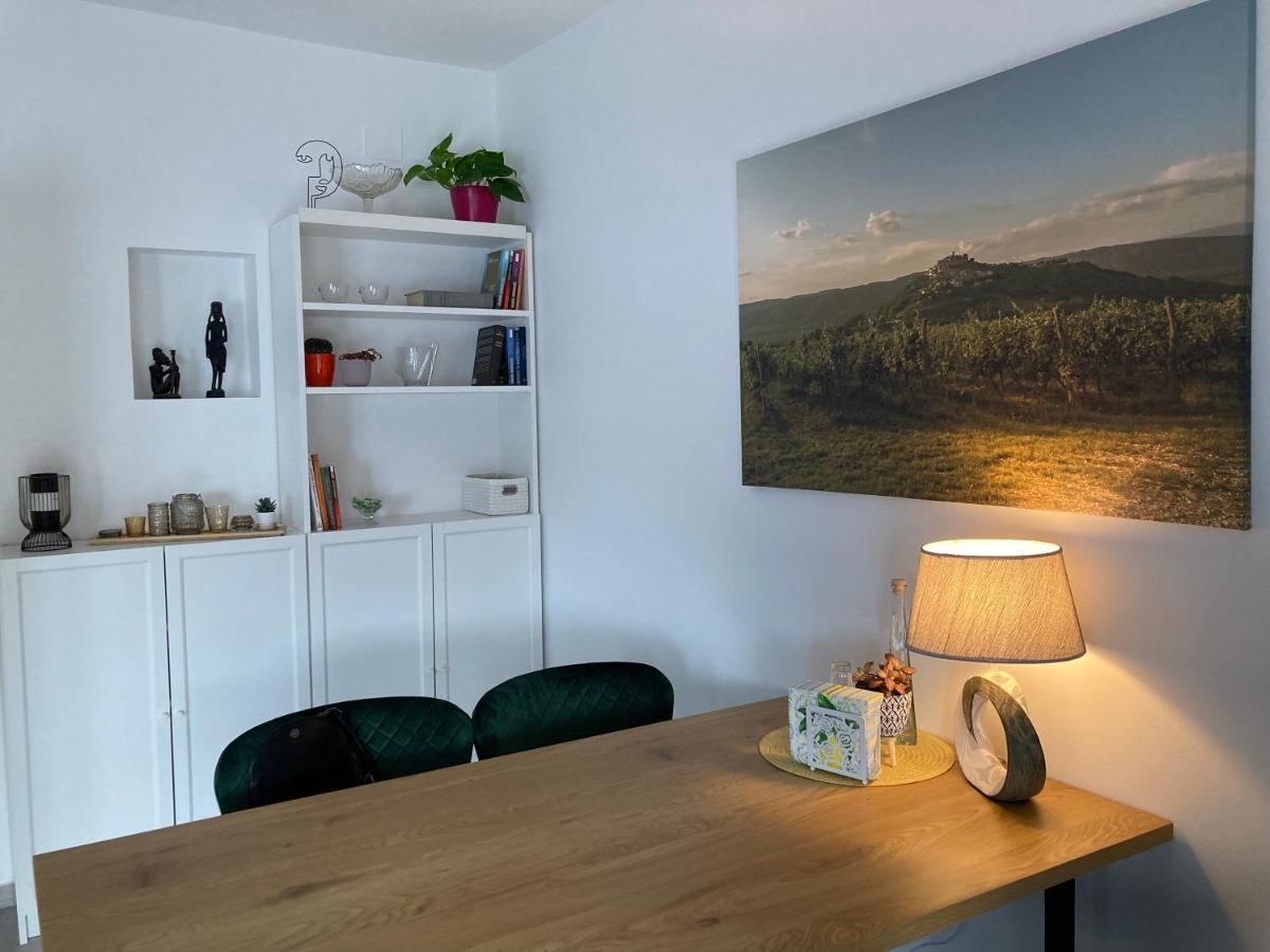 Apartments Bonvenon2Center พูลา ภายนอก รูปภาพ